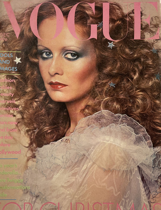 Vogue 1974 January - Twiggy