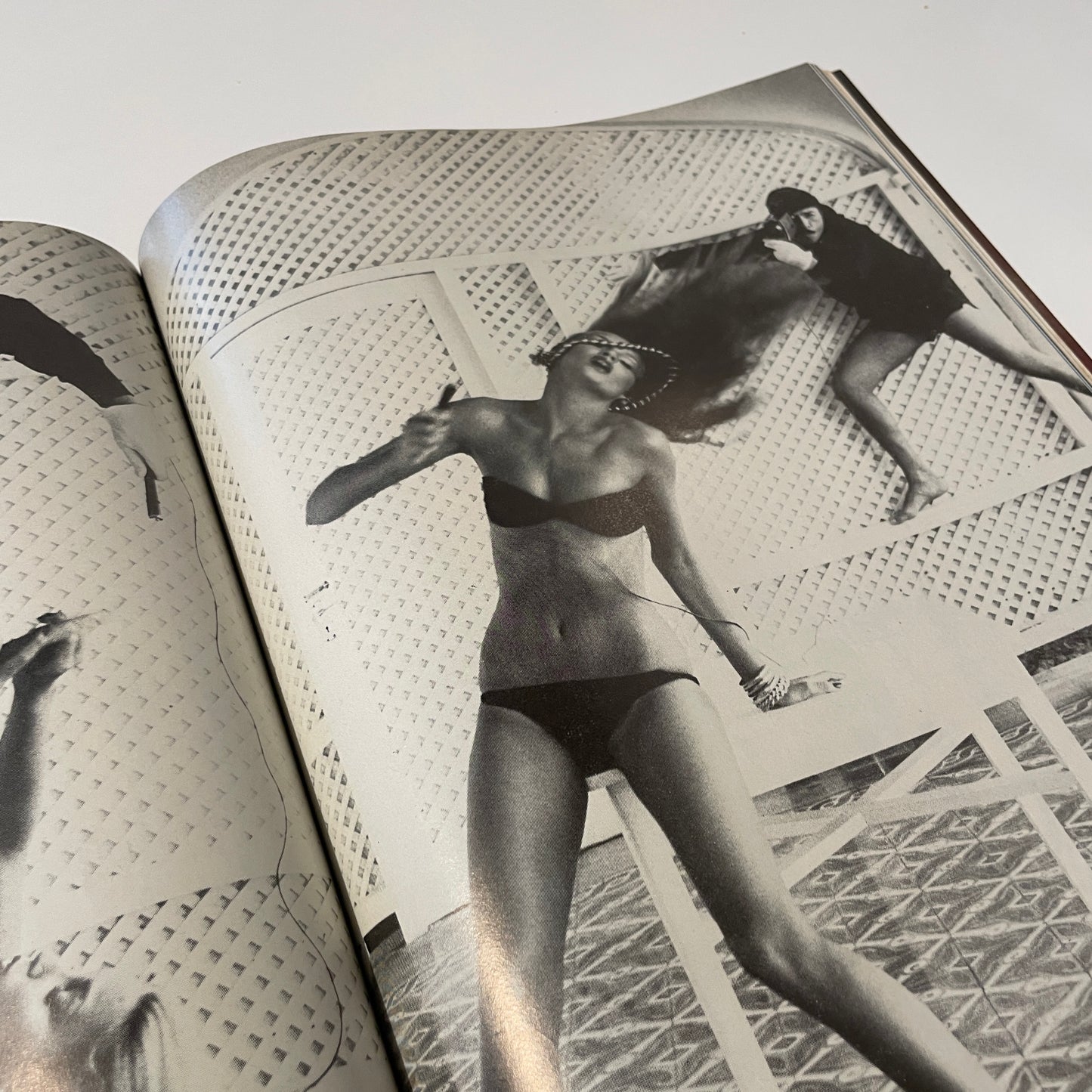 Vogue 1975 May - Jerry Hall Cover