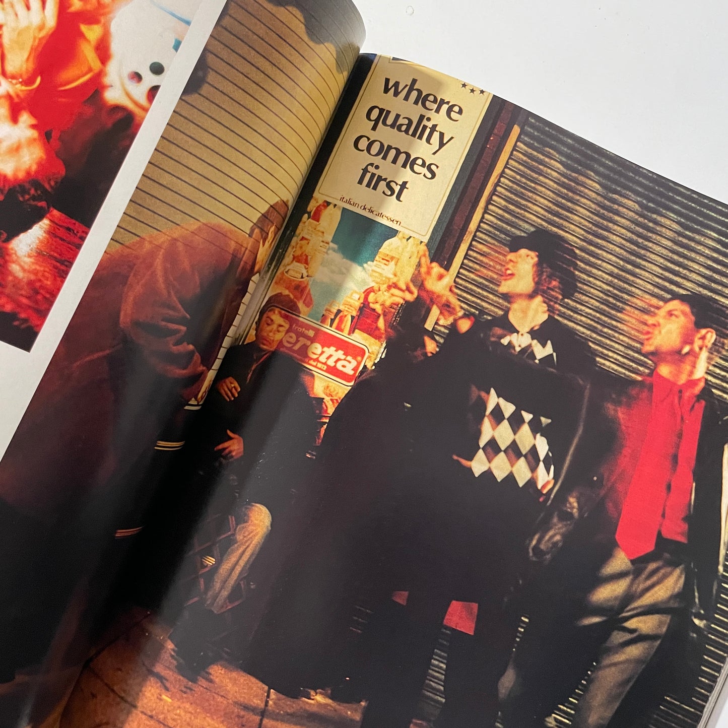 Loaded 1996 November - Donna D'Errico