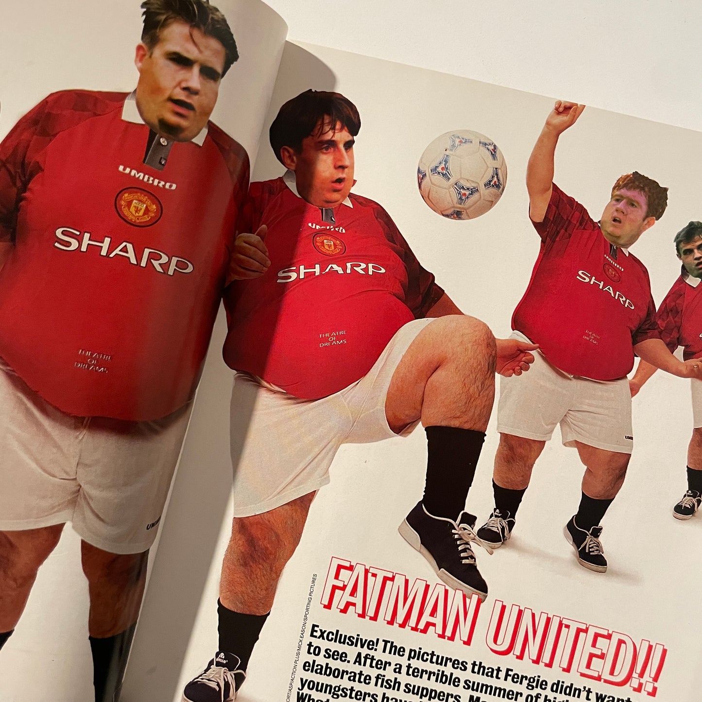 Loaded 1996 November - Donna D'Errico