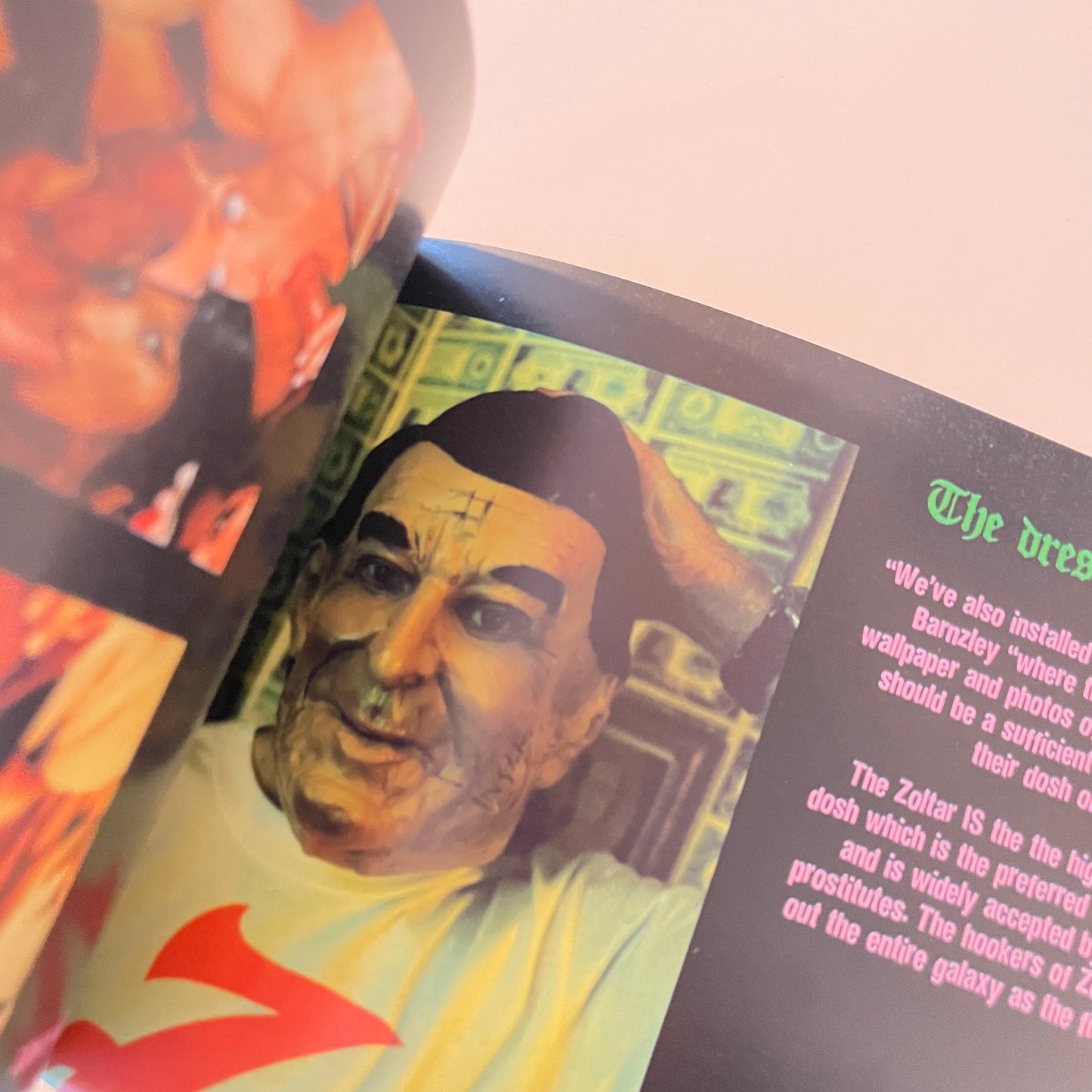 Zoltar The Magnificent Manifesto 2002 + T-shirt