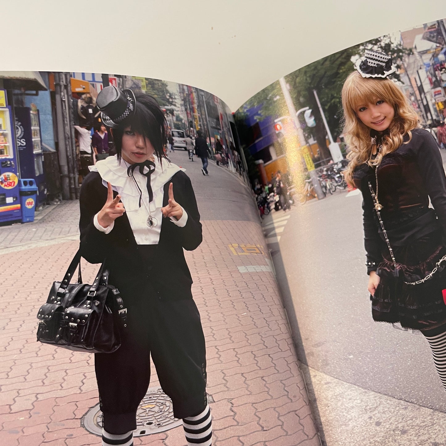Gothic & Lolita Japanese Street Style - 2007