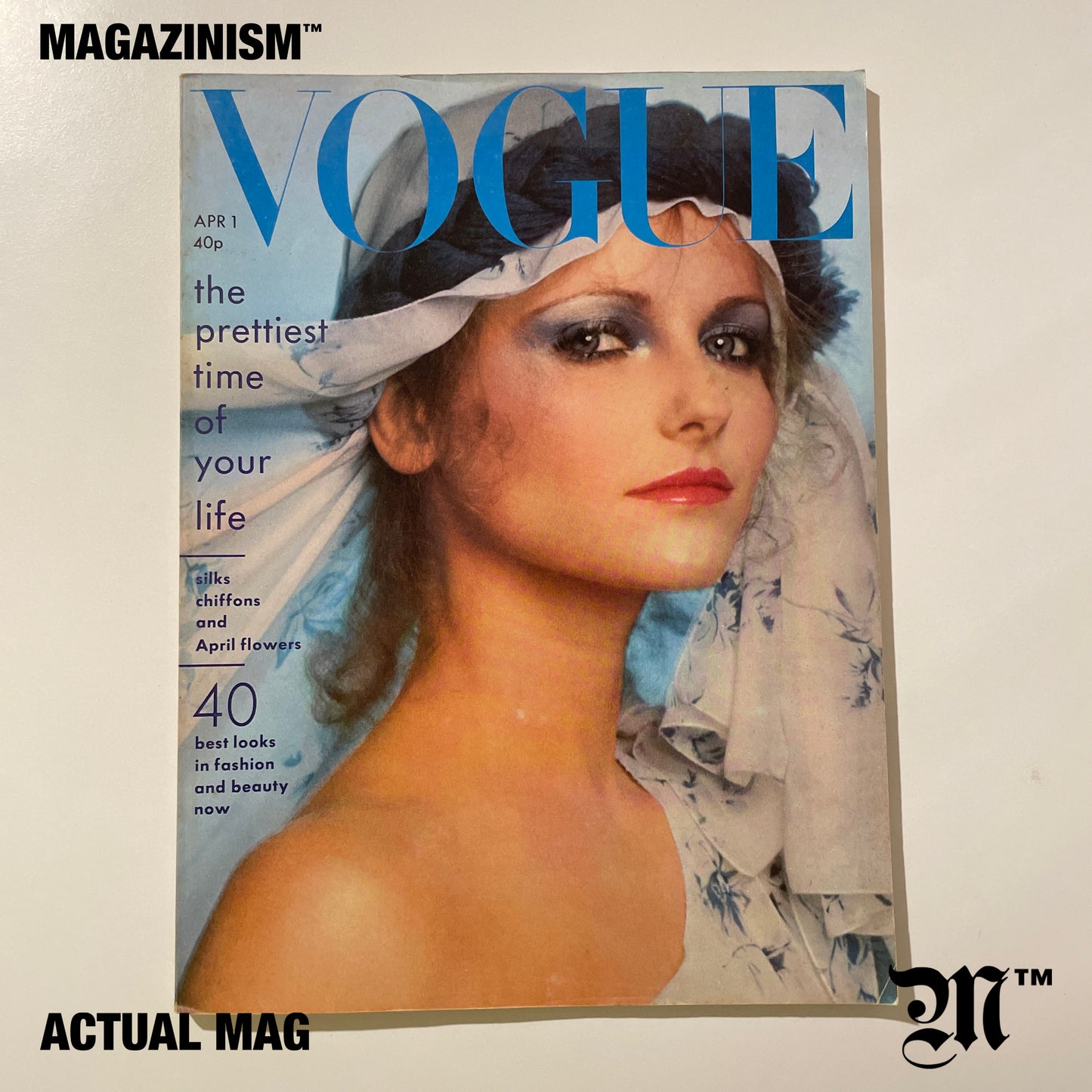 Vogue 1975 April