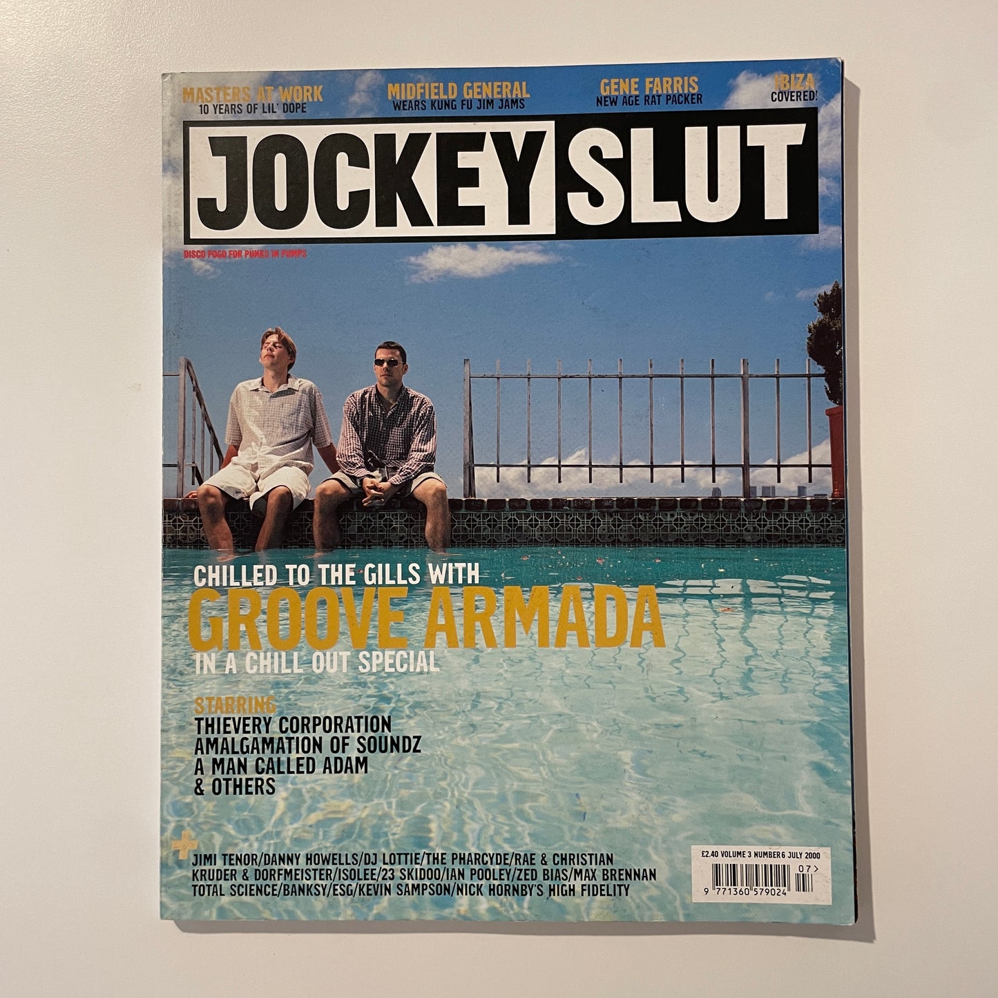 JOCKEY SLUT 2000 July - Groove Armada