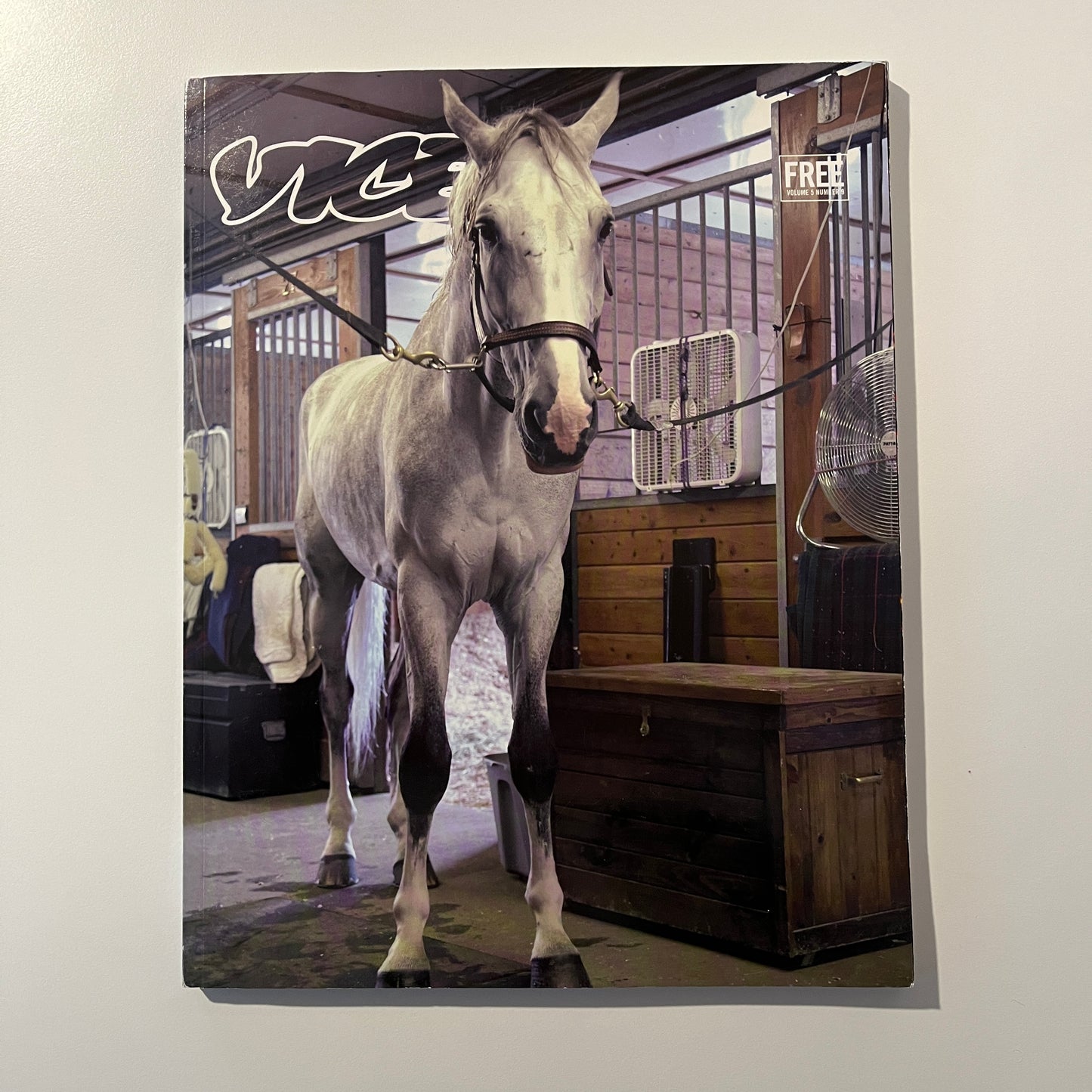 Vice UK - VOLUME 5 ISSUE 9