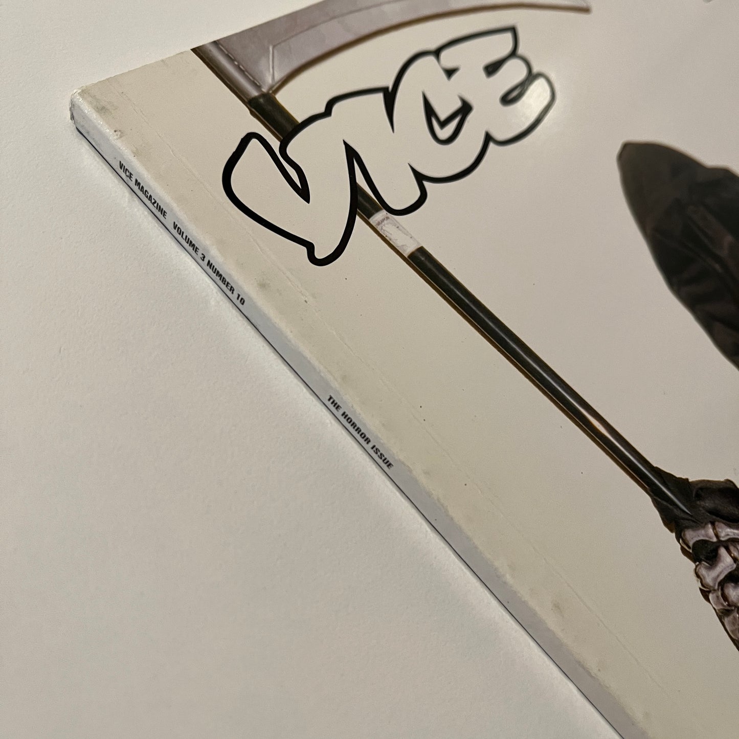 Vice UK - VOLUME 3 ISSUE 10