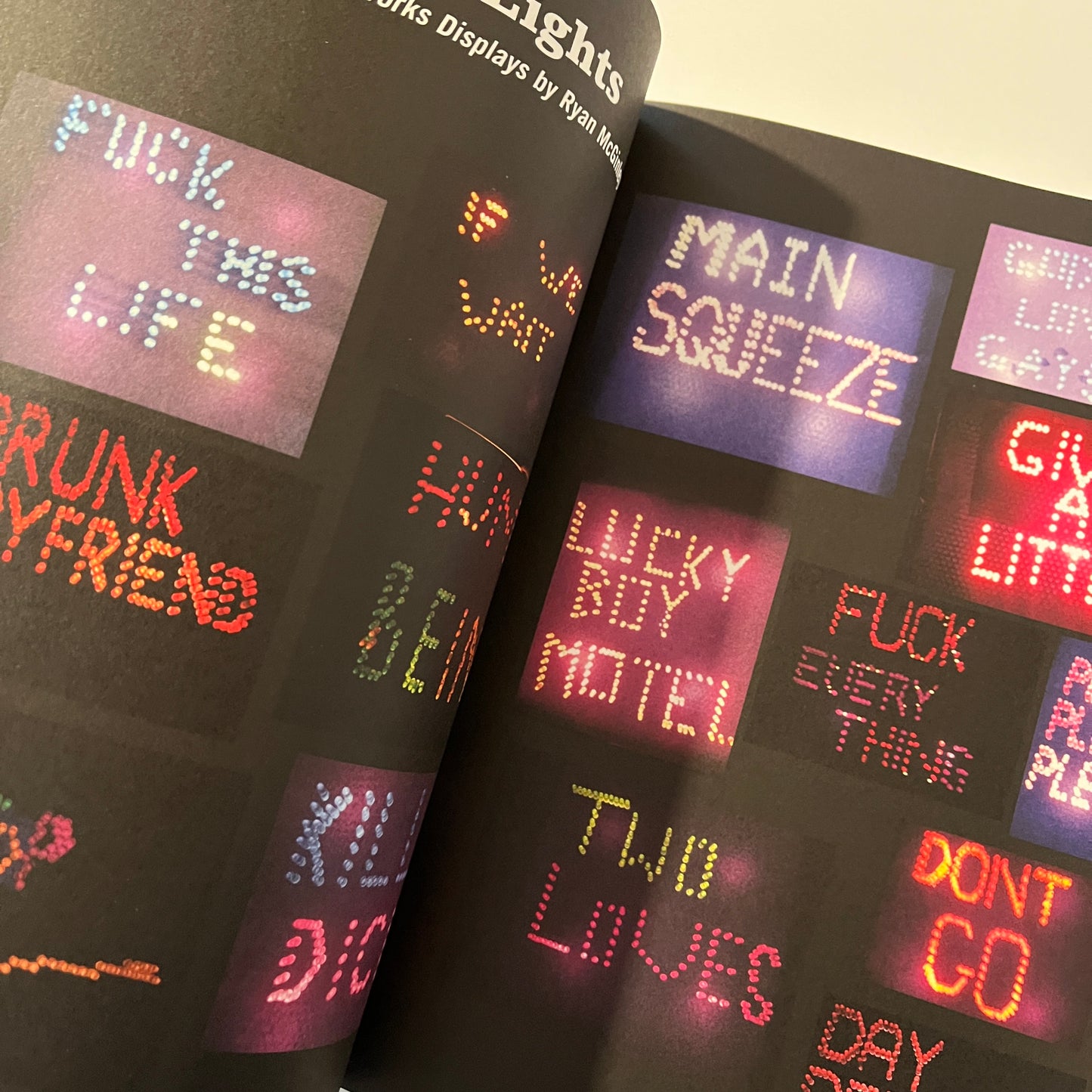 Vice UK - VOLUME 8 ISSUE 11