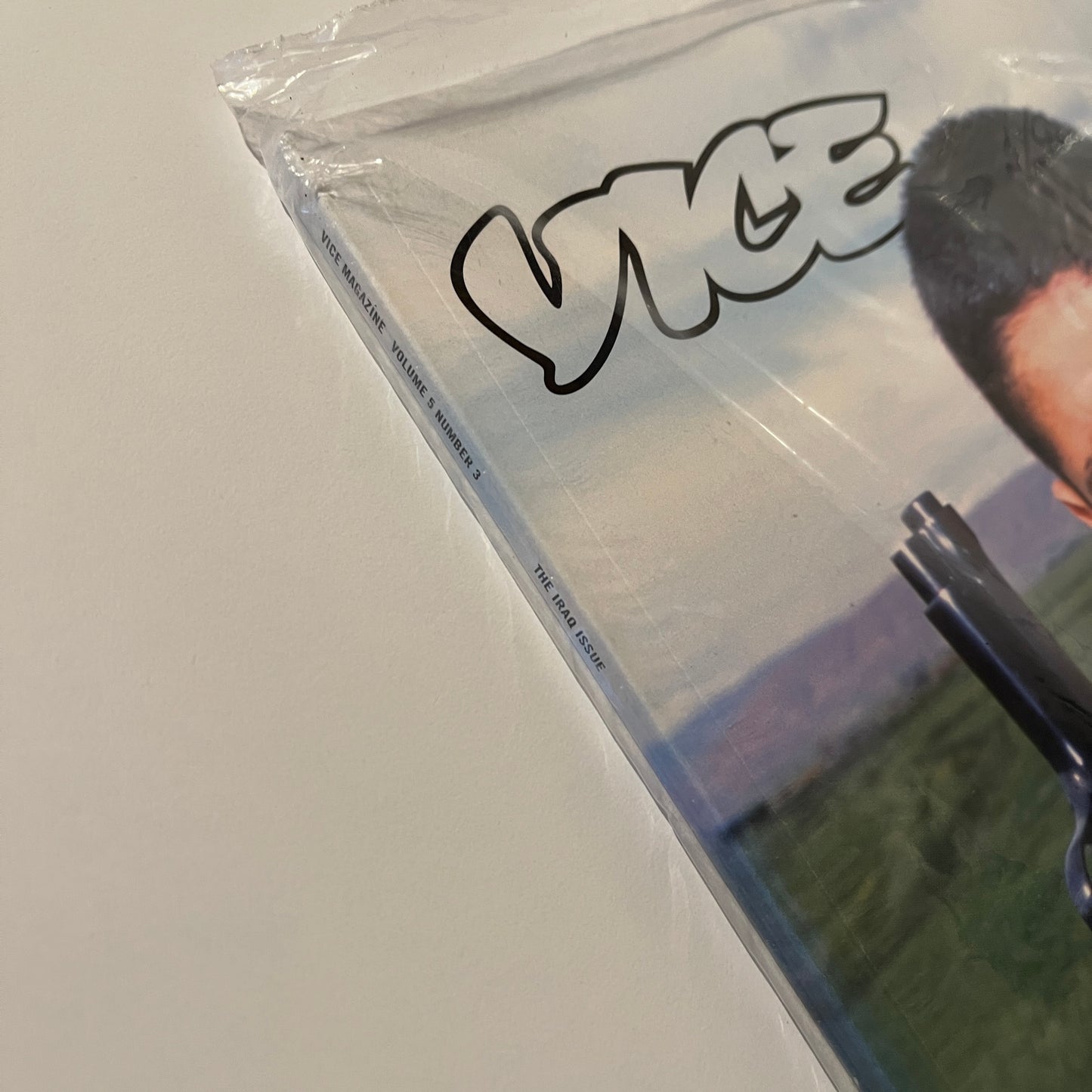 Vice UK - VOLUME 5 ISSUE 3